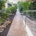 Ideal - Beach, Pool, Parking - Inmodream كاليبي