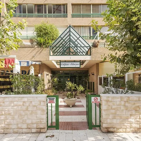 Ideal - Beach, Pool, Parking - Inmodream Lejlighed *