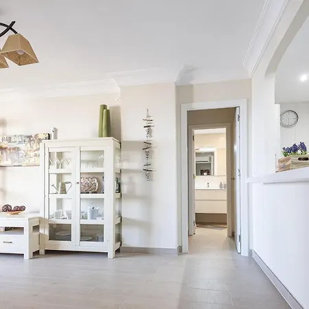 Lejlighed Ideal - Beach, Pool, Parking - Inmodream