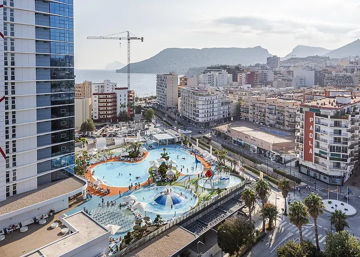 Ideal - Beach, Pool, Parking - Inmodream Apartment *